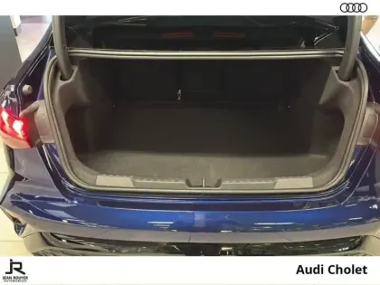 Photo 6 Audi A3  Berline TFSI Mild Hybrid 150 S tronic 7