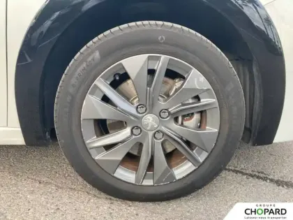 Photo 11 Peugeot 208  Electrique 50 kWh 136ch