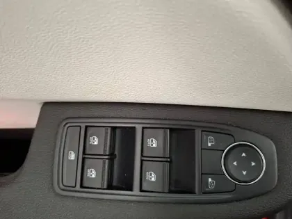 Photo 36 Renault Clio  E-Tech 140 - 21N