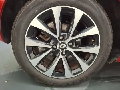 Photo 23 Renault Clio  E-Tech 140 - 21N