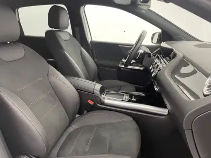 Photo 57 Mercedes Classe B  200 7G-DCT