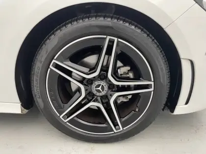 Photo 12 Mercedes Classe B  200 7G-DCT