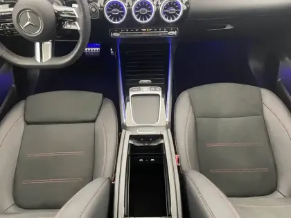 Photo 29 Mercedes GLA  250 e Hybrid EQ 8G-DCT