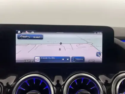 Photo 20 Mercedes GLA  250 e Hybrid EQ 8G-DCT