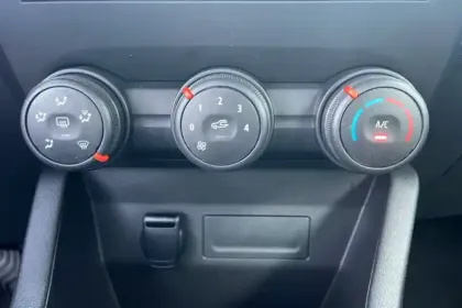 Photo 20 Renault Clio  SCe 65