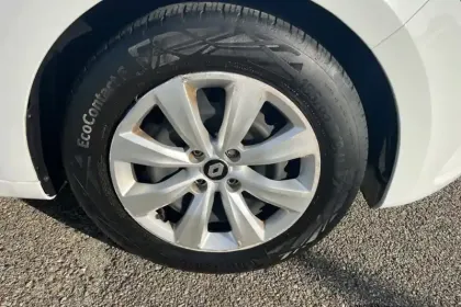 Photo 11 Renault Clio  SCe 65