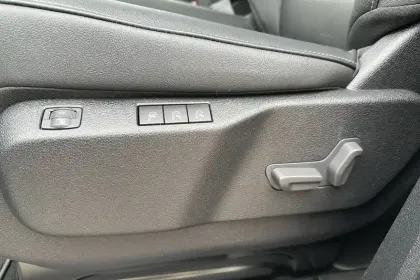 Photo 20 Peugeot Traveller  M 2.2 Diesel 180ch S&S EAT8