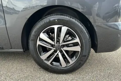 Photo 30 Peugeot Traveller  M 2.2 Diesel 180ch S&S EAT8