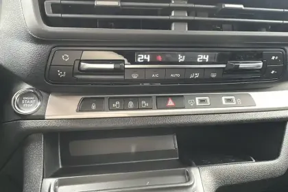 Photo 22 Peugeot Traveller  M 2.2 Diesel 180ch S&S EAT8