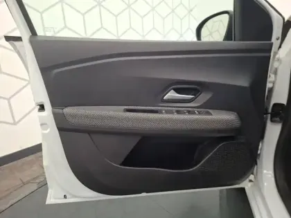 Photo 23 Dacia Sandero  SCe 65