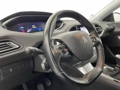 Photo 24 Peugeot 308  AFFAIRE BLUEHDI 130 S&S BVM6