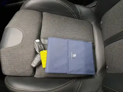 Photo 41 Peugeot 3008  Puretech 130ch S&S EAT8