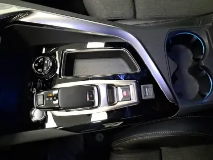 Photo 35 Peugeot 3008  Puretech 130ch S&S EAT8