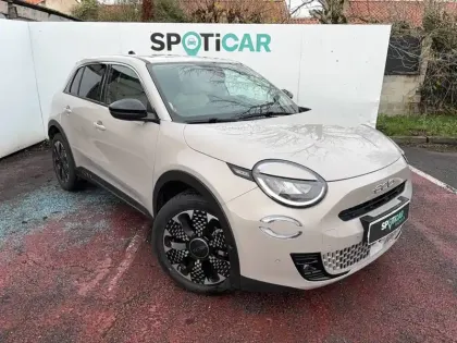 Photo 10 Fiat 600 e 54 kWh 156 ch