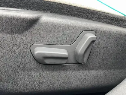 Photo 15 Fiat 600 e 54 kWh 156 ch