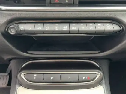 Photo 26 Fiat 600 e 54 kWh 156 ch