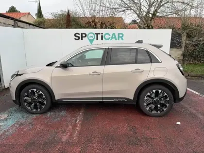 Photo 13 Fiat 600 e 54 kWh 156 ch