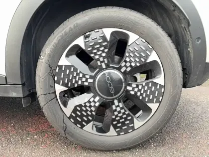 Photo 37 Fiat 600 e 54 kWh 156 ch