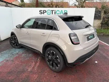 Photo 12 Fiat 600 e 54 kWh 156 ch