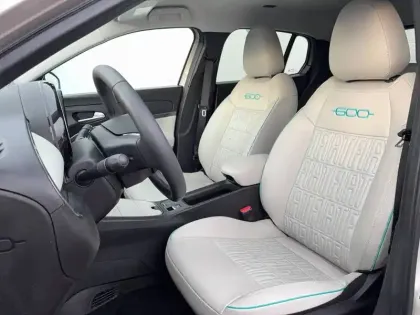 Photo 7 Fiat 600 e 54 kWh 156 ch