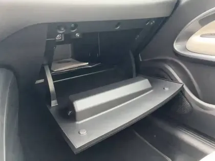 Photo 35 Fiat 600 e 54 kWh 156 ch