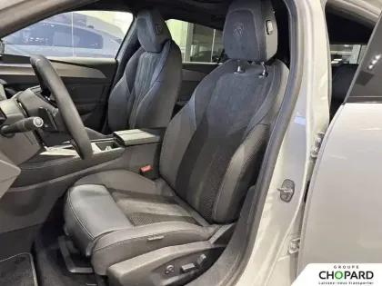 Photo 14 Peugeot 308  Electrique 55 kWh 156ch