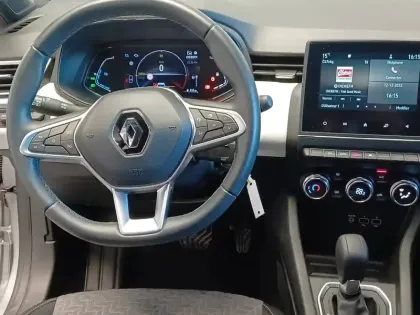 Photo 10 Renault Clio  E-Tech 140 - 21N