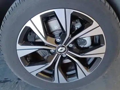 Photo 8 Renault Clio  E-Tech 140 - 21N