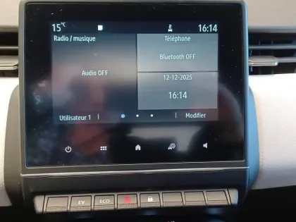 Photo 33 Renault Clio  E-Tech 140 - 21N