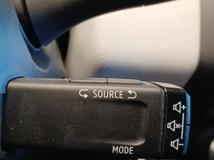 Photo 38 Renault Clio  E-Tech 140 - 21N