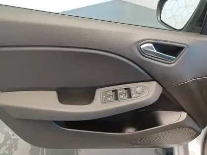 Photo 28 Renault Clio  E-Tech 140 - 21N