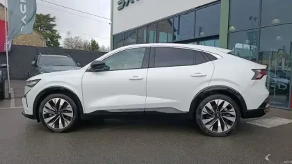 Photo 5 Renault Rafale  E-Tech full hybrid 200ch