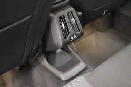 Photo 9 BMW Serie 2 Active Tourer 218i 136 ch DKG7