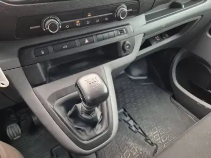 Photo 26 Peugeot Expert  FGN TOLE LONG BLUEHDI 145 S&S BVM6