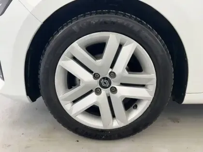 Photo 53 Renault Clio  SCe 65