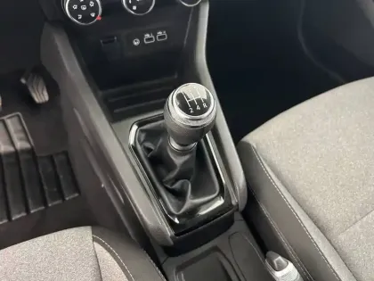 Photo 47 Renault Clio  SCe 65