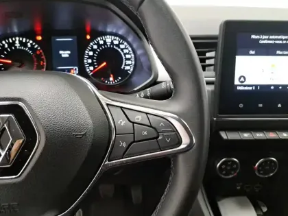 Photo 31 Renault Captur  TCe 90 - 21