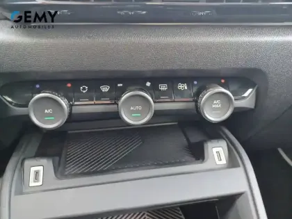 Photo 13 Citroën C4  Hybride 145 e-DCS6