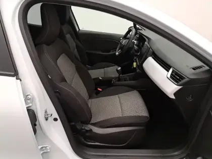 Photo 22 Renault Clio  Blue dCi 100