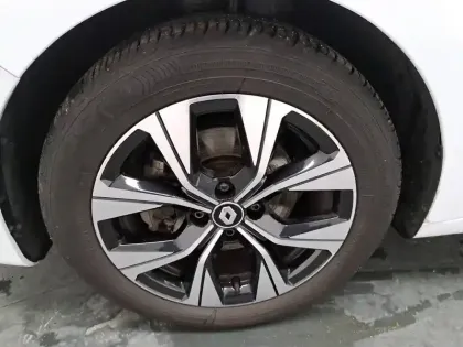 Photo 15 Renault Clio  Blue dCi 100