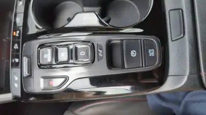 Photo 19 Hyundai Tucson  1.6 T-GDI 230 Hybrid BVA6