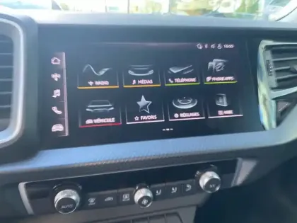 Photo 17 Audi A1  Sportback 30 TFSI 110 ch S tronic 7