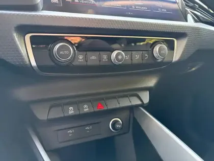 Photo 19 Audi A1  Sportback 25 TFSI 95 ch BVM5