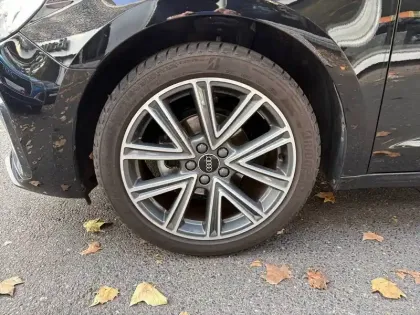 Photo 8 Audi A1  Sportback 25 TFSI 95 ch BVM5