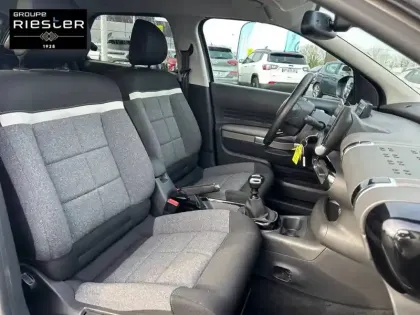 Photo 13 Citroën C4 Cactus  PureTech 130 S&S EAT6