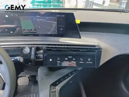 Photo 11 Peugeot 3008  Hybrid 145 e-DCS6