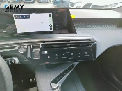 Photo 30 Peugeot 5008  Hybrid 145 e-DCS6