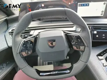 Photo 29 Peugeot 5008  Hybrid 145 e-DCS6