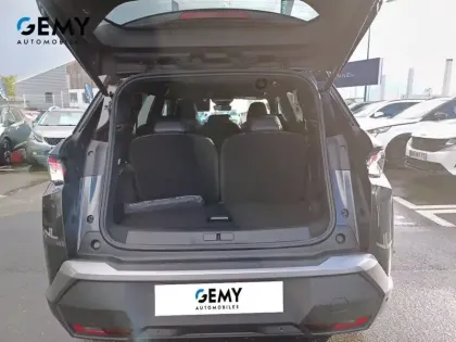 Photo 22 Peugeot 5008  Hybrid 145 e-DCS6