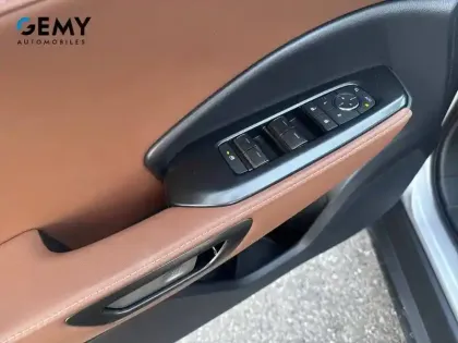 Photo 16 Lexus Lbx  4WD